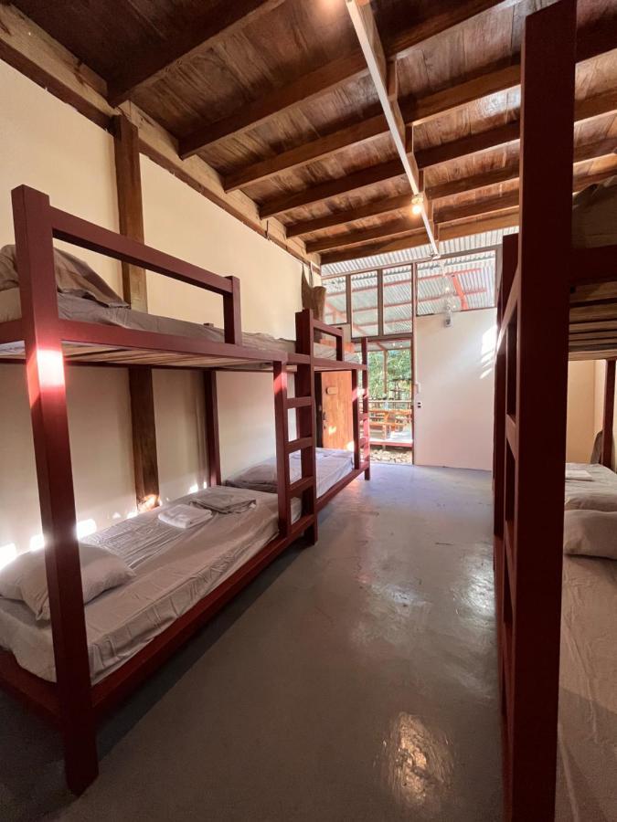 Hostel Tuanis Surf Camp Playa Santa Teresa  Экстерьер фото